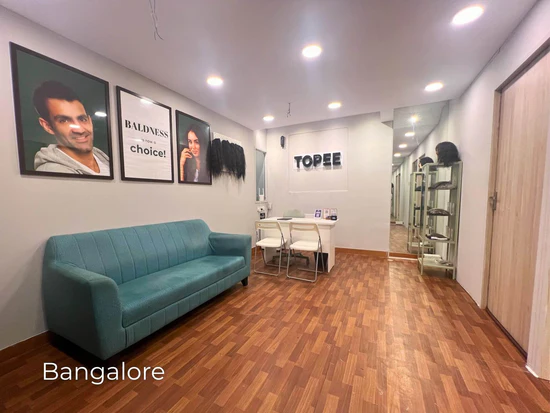 The Topee studio fitting room on Old Airport Road, Kodihalli